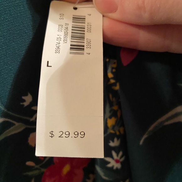 BNWT Old Navy blouse - Picture 3 of 3